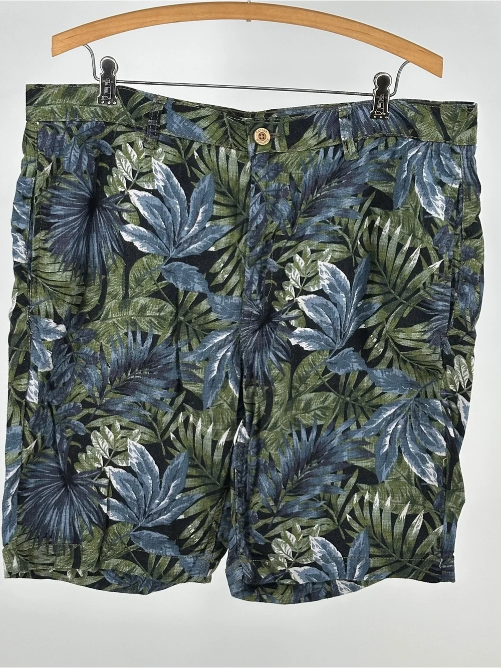 Men's 36 Tropical Leaf Print Linen Cotton Flat Front Shorts - Blue Green Beach